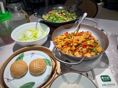 -费大厨辣椒炒肉(黄兴中心广场店)