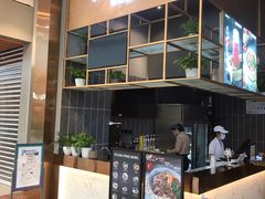 -POKEE VIA&Brunch·维娅(重庆来福士店)