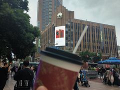 -霸王茶姬(上海恒基名人店)