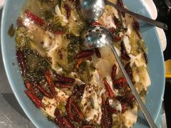 -姚姚酸菜鱼·金戈戈香港豉油鸡(喜荟城联名店)