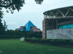 -上海市龙华烈士陵园