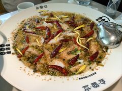 -渔语鱼酸菜鱼新川菜(来福士店)
