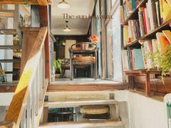 -蓝壁虎咖啡酒馆