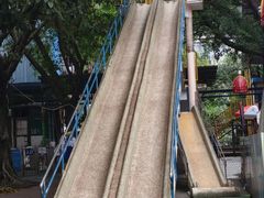 -顺德大良半月城游乐场