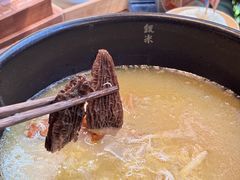 -银米·云南传统过桥米线(双廊黑金冠店)