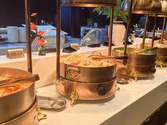 -涨巢·潮玩水疗局