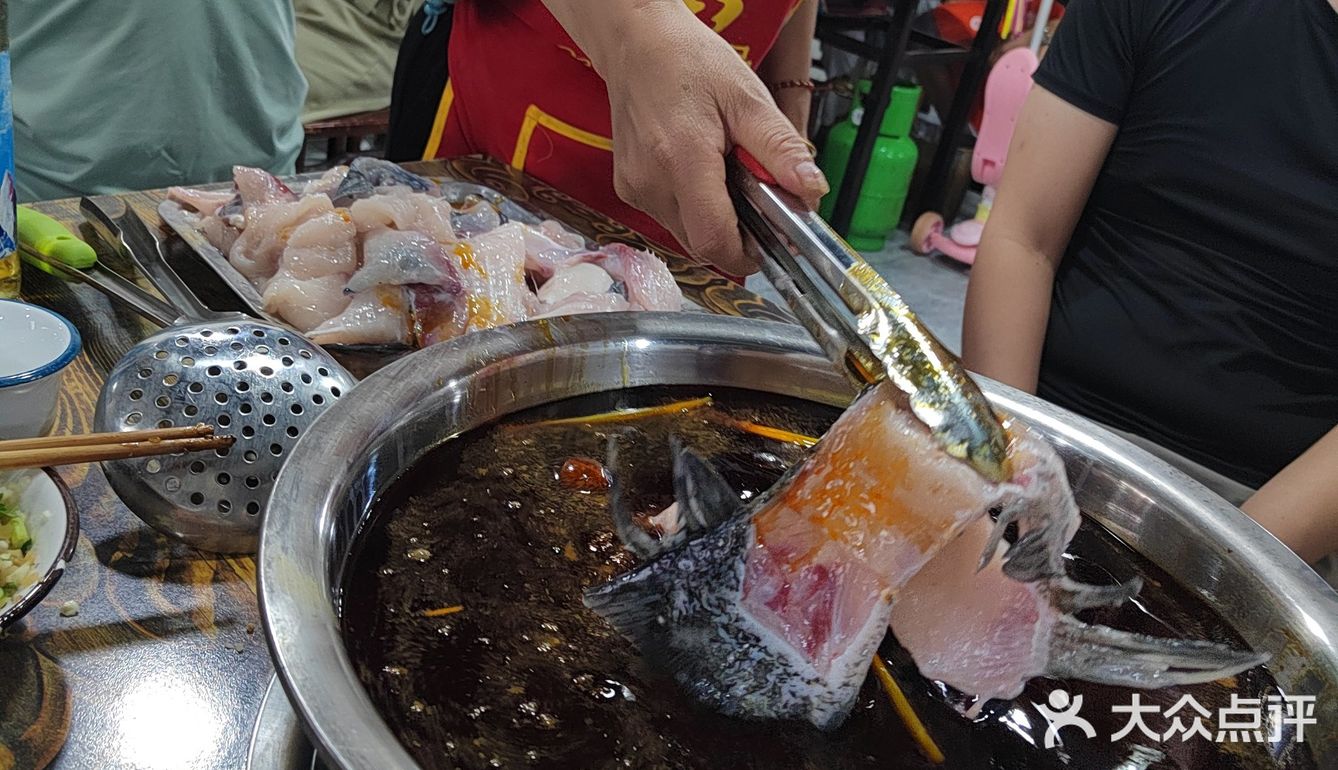 我封的❗整个成都排名第一的鱼馆子