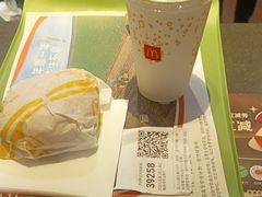 -麦当劳(虹梅路地铁站店)