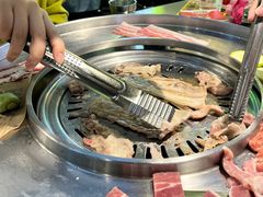 -哈哈碳都·牛肋条无限自助烤肉(宝龙店)