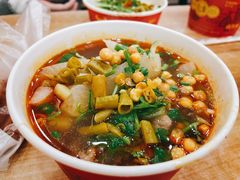 生烫牛肉粉-江三王记牛杂馆(总店)