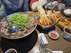 -肖四女乐山跷脚牛肉(南汇大学城生活广场店)