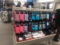 -H&M(鹏欣水游城店)