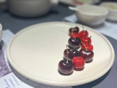 樱桃鹅肝-小大董·烤鸭(观景餐厅·南京西路店)