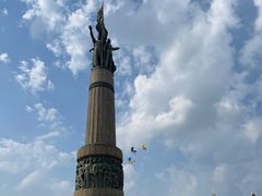 -人民防洪胜利纪念塔