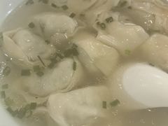 荠菜猪油渣大馄饨-君东记本帮面馆(天钥桥路店)
