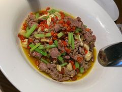贡椒炒黄牛肉-费大厨辣椒炒肉(万家丽一店)