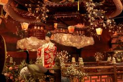 -THE QUEEN(北京店)