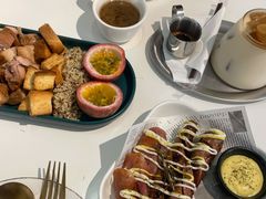 烤肠拼盘-露露家咖啡店