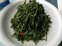 养生枸杞苗-老毛手抓·盐池滩羊非遗手抓(宁夏总店)