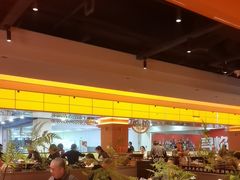 -黑金·寻焰自助百汇·烤肉·火锅(中街店)