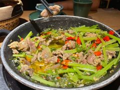 猫儿山的小黄牛-吃饭皇帝大(合生汇店)