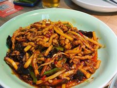 鱼香肉丝-弄堂里(阿里西溪A区店)