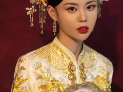 -贺加贝化妆美甲培训学校