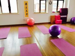 -爱尔乐美孕产瑜伽·普拉提