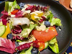 时令果蔬配坚果沙拉-第101座花园餐厅(湖滨88店)