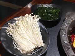 -莽子老火锅(大坪店)