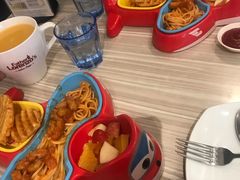 -必胜客(证大大拇指店)
