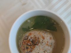 蟹粉狮子头-怡园饭店-餐厅(四望亭店)
