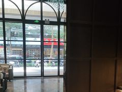 -铂尔登国际酒店(南山深圳湾口岸店)