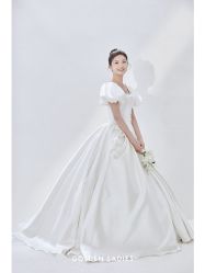 -金夫人婚纱摄影