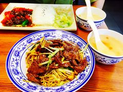 -何太太馄饨面铺(大浒东苑店)
