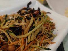 -六和聚传统烤鸭.天津菜(和平店)