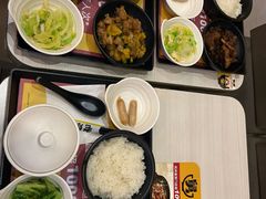 -老娘舅餐厅(黄龙体育中心店)