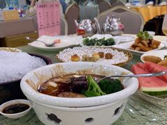 -鹏城人家海鲜酒家·23年老字号(较场尾店)