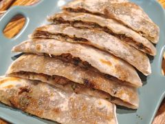 沙葱牛肉馅饼-蒙艾里民族传统菜蒙餐
