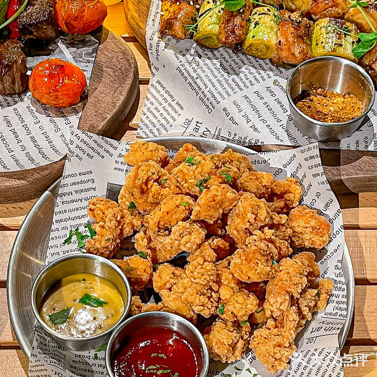 那个…要不坐广佛线去佛山露营bistro看球赛⚽