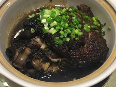 -老码头黑皮肘子锅包肉(赣水路店)