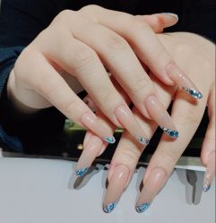 -艾珂·美甲美睫