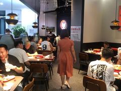 大堂-胖哥俩肉蟹煲(济南世茂国际广场店)