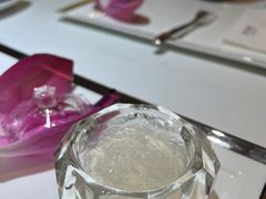 -燕庭·纯燕窝·甜品下午茶(南京西路店)