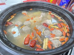 -花苑美食横琴生蚝火锅(拱北粤华路店)