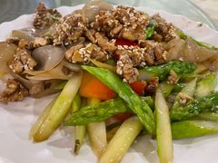 合桃玉木耳炒芦笋-佛有缘素食馆·荔湾老字号(陈家祠首店)