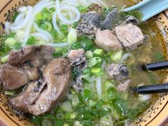 -正宗李家土鸡米线店