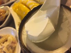 -海口骑楼小吃街