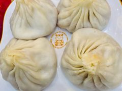 -笑来喜馄饨小笼工坊(通扬路店)