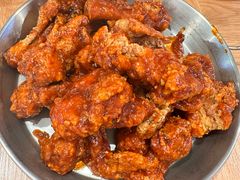 -BHC炸鸡(明洞总店)